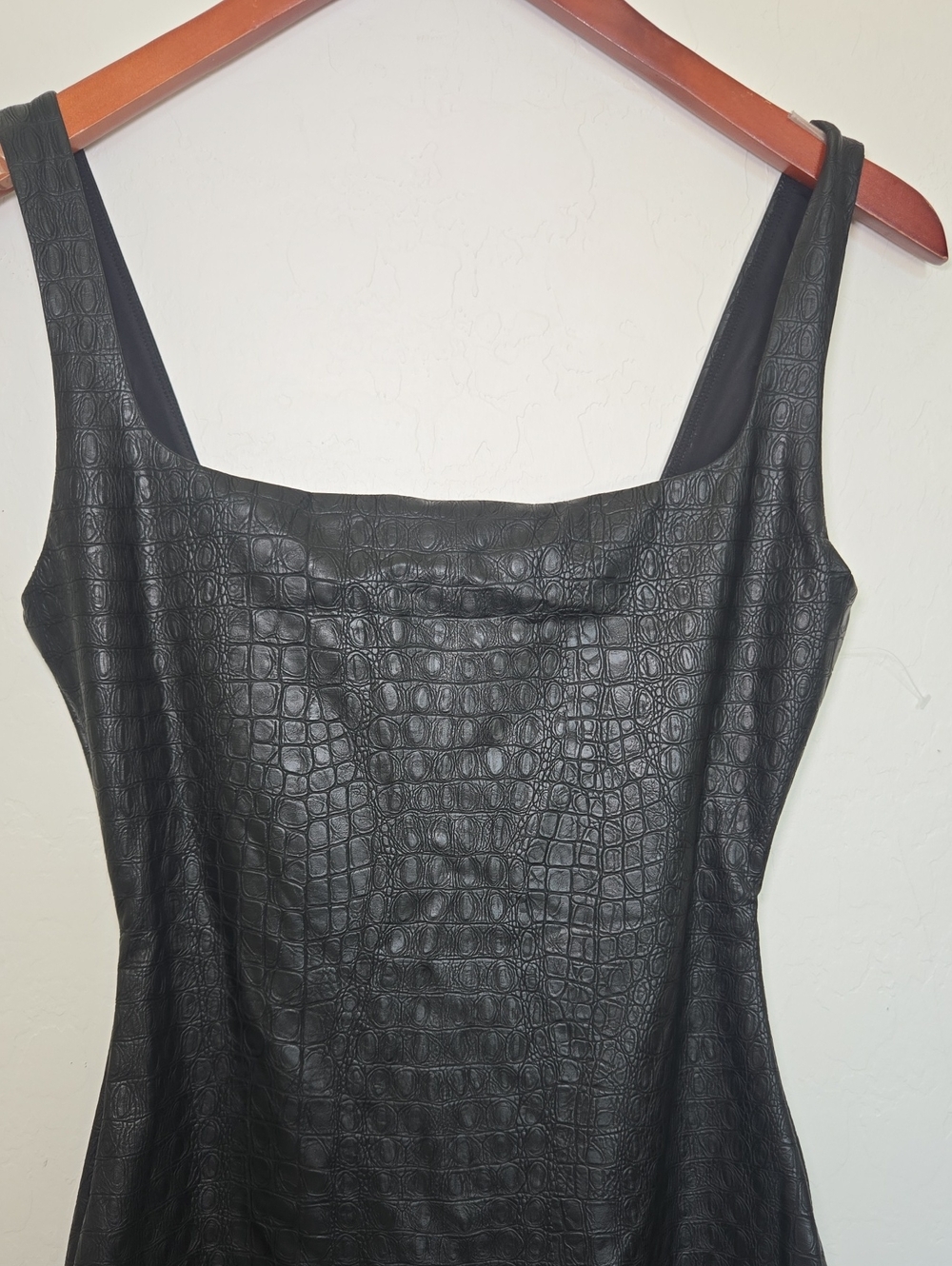 Naked Wardrobe Croc Embossed Faux Leather Body-Con Dress Maxi Stretch Sz S NWOT - Picture 6 of 14